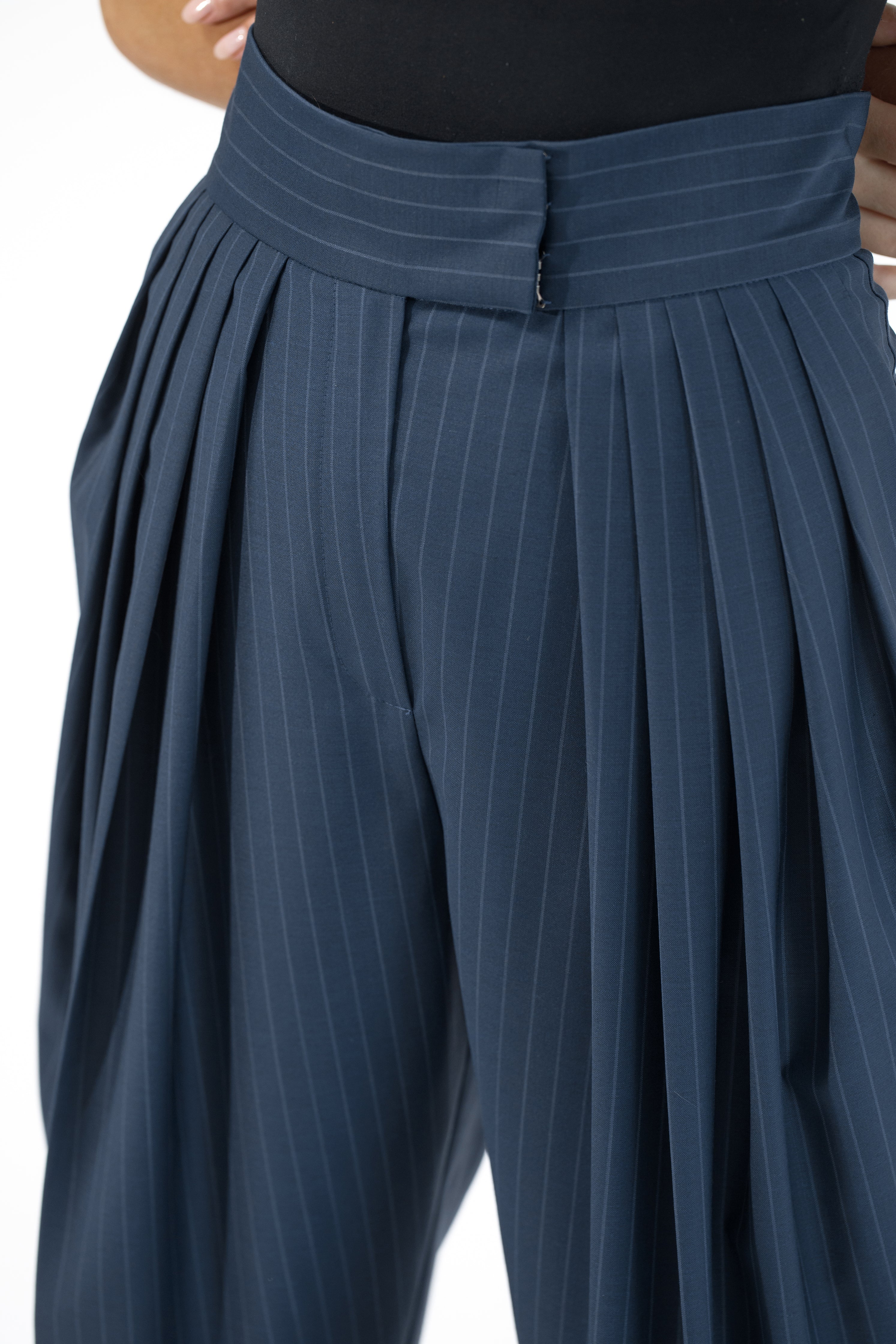 Pants with front pleats BA2 | IPANTS™